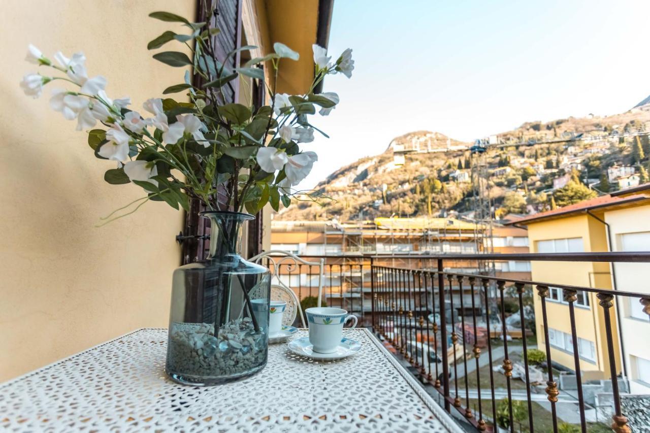 Porto Azzurro Apartment Varenna Exteriér fotografie